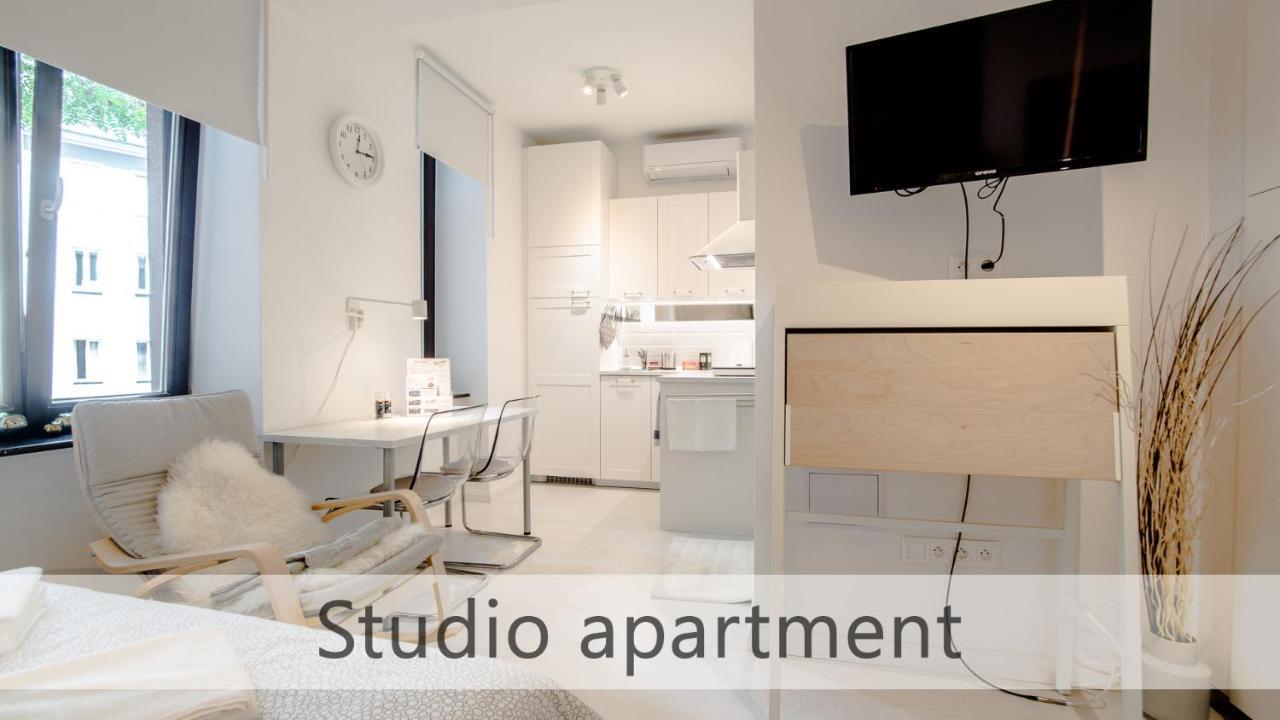 ברטיסלאבה White Apartments With Ac By Kovee מראה חיצוני תמונה
